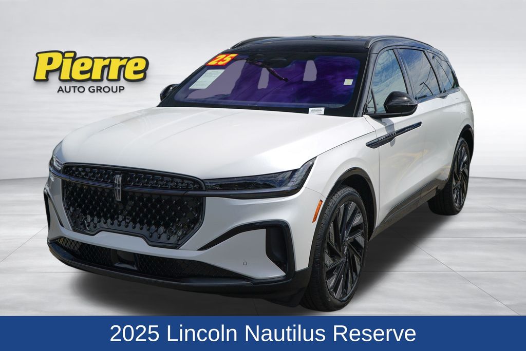 2025 Lincoln Nautilus Reserve AWD's photo