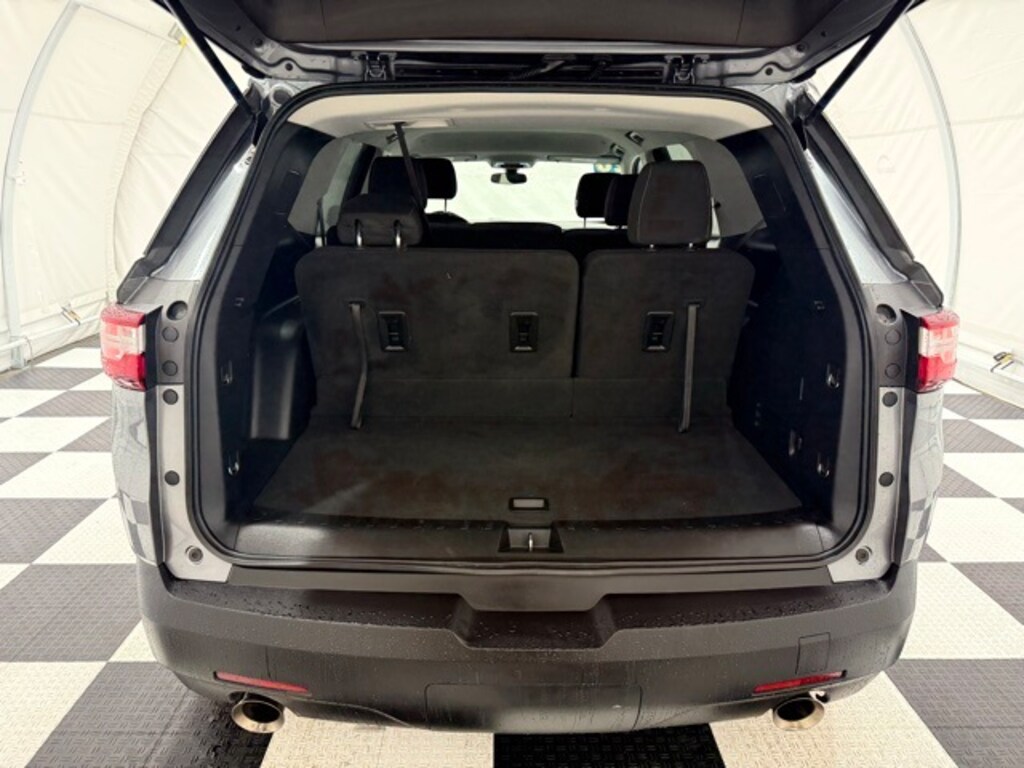 Used 2020 Chevrolet Traverse LS SUV