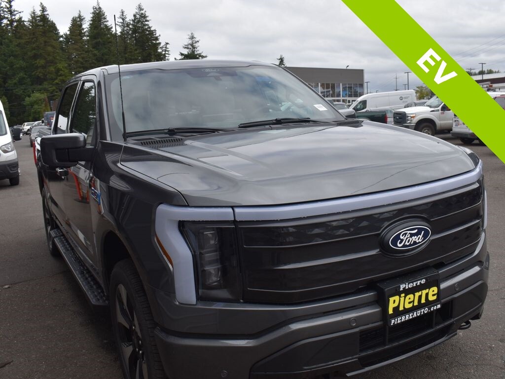 New 2025 Ford F-150 Lightning Platinum Truck SuperCrew Cab