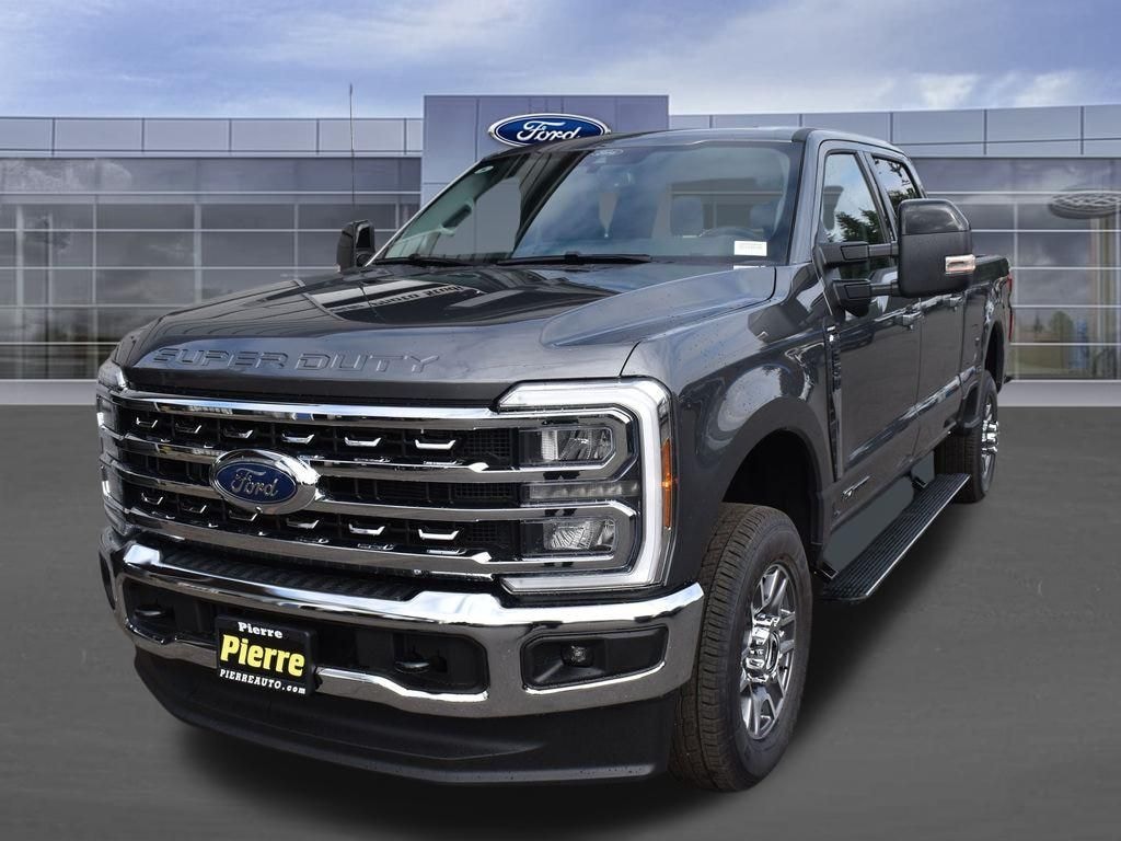 New 2026 Ford F-350 Lariat Truck Crew Cab