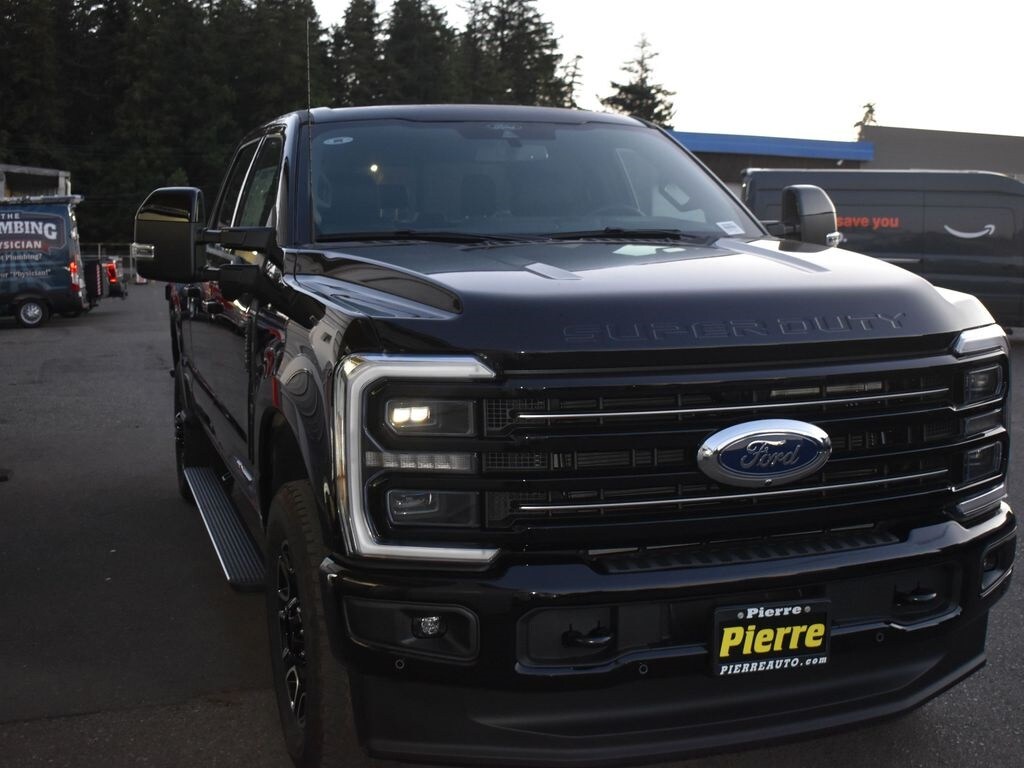 New 2025 Ford F-350 Platinum Truck Crew Cab