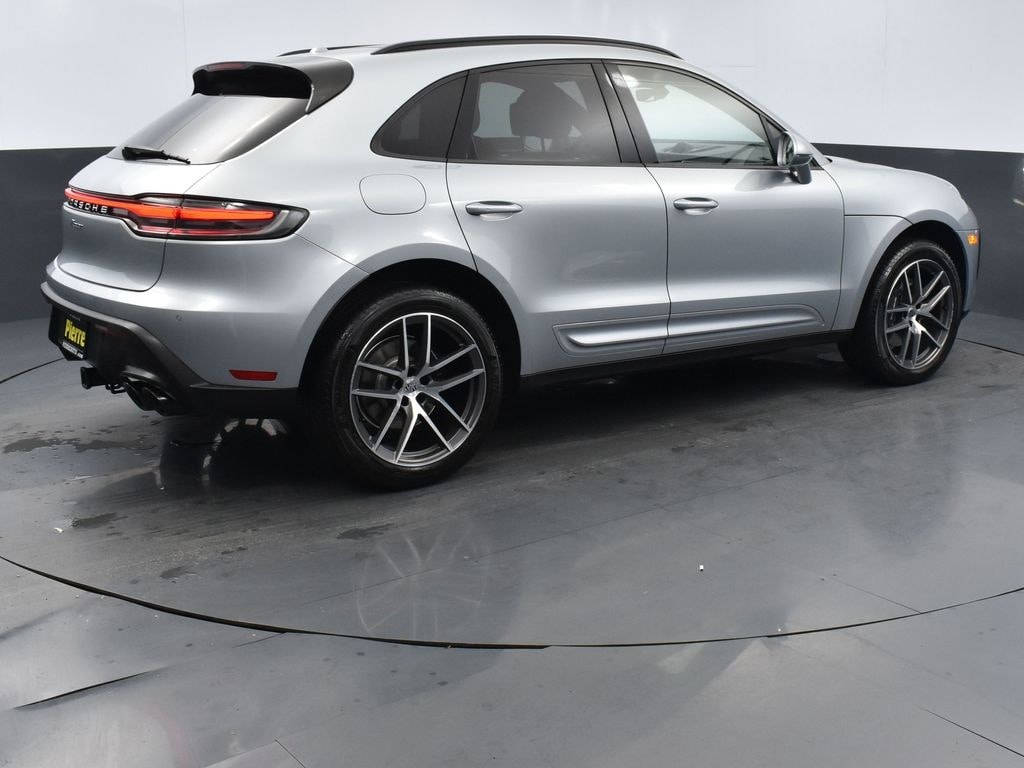 Used 2023 Porsche Macan Base SUV