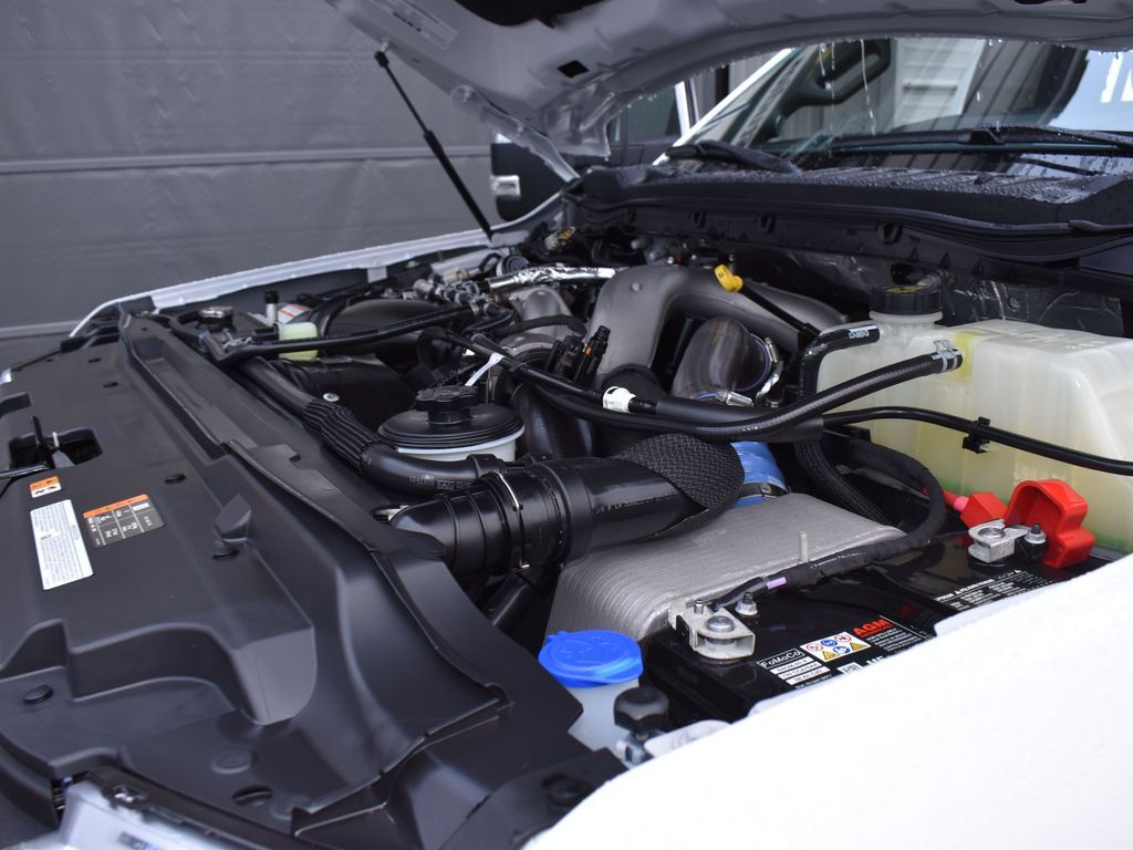 2024 Ford F-350 Super Duty Platinum - Photo 30