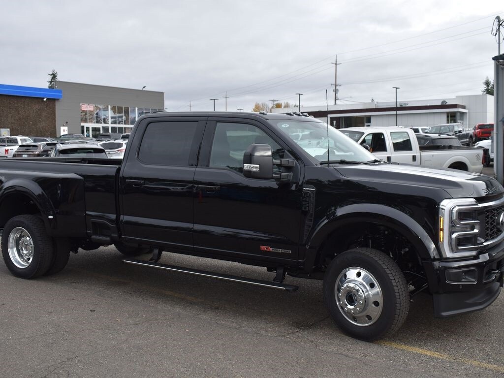 New 2026 Ford F-450 Platinum Truck Crew Cab