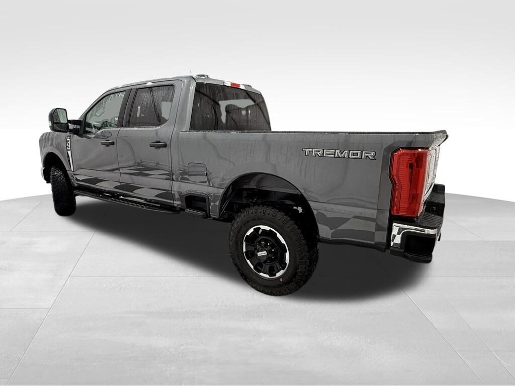 New 2026 Ford F-350 F-350 XLT Truck Crew Cab