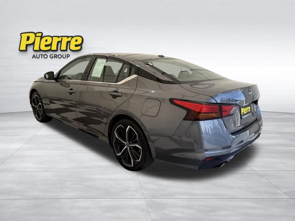 Used 2024 Nissan Altima 2.5 SR Sedan