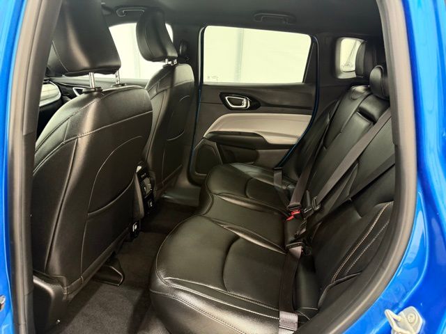 2024 Jeep Compass Limited - Photo 12