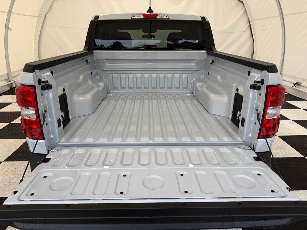 New 2025 Ford Maverick XL Truck SuperCrew