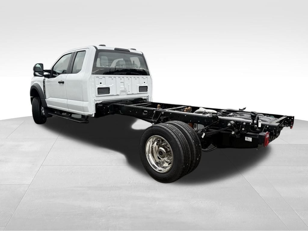 New 2026 Ford F-450 Chassis XL DRW Truck Super Cab