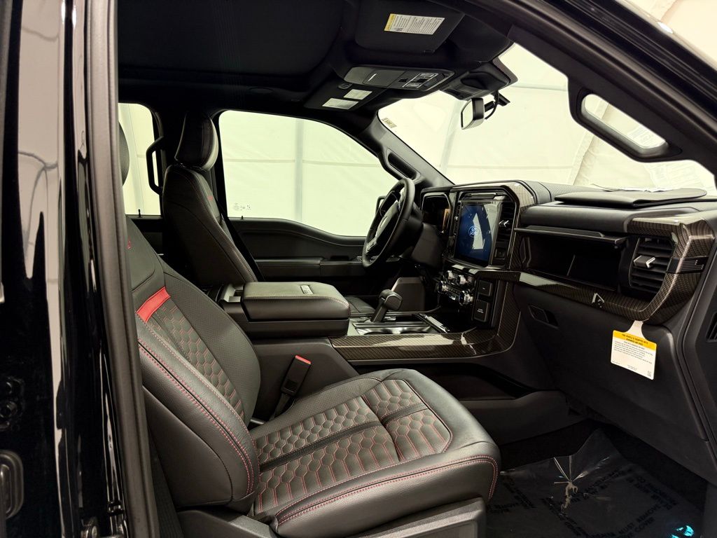 2025 Ford F-150 Lariat - Photo 17