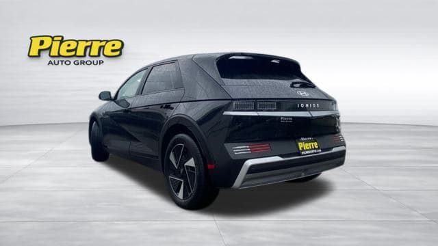 Used 2025 Hyundai IONIQ 5 SE with VIN 7YAKMDDC6SY002163 for sale in Seattle, WA