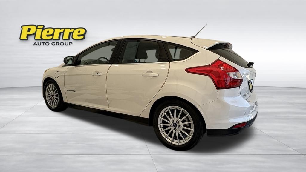 Used 2014 Ford Focus Electric with VIN 1FADP3R40EL237619 for sale in Seattle, WA