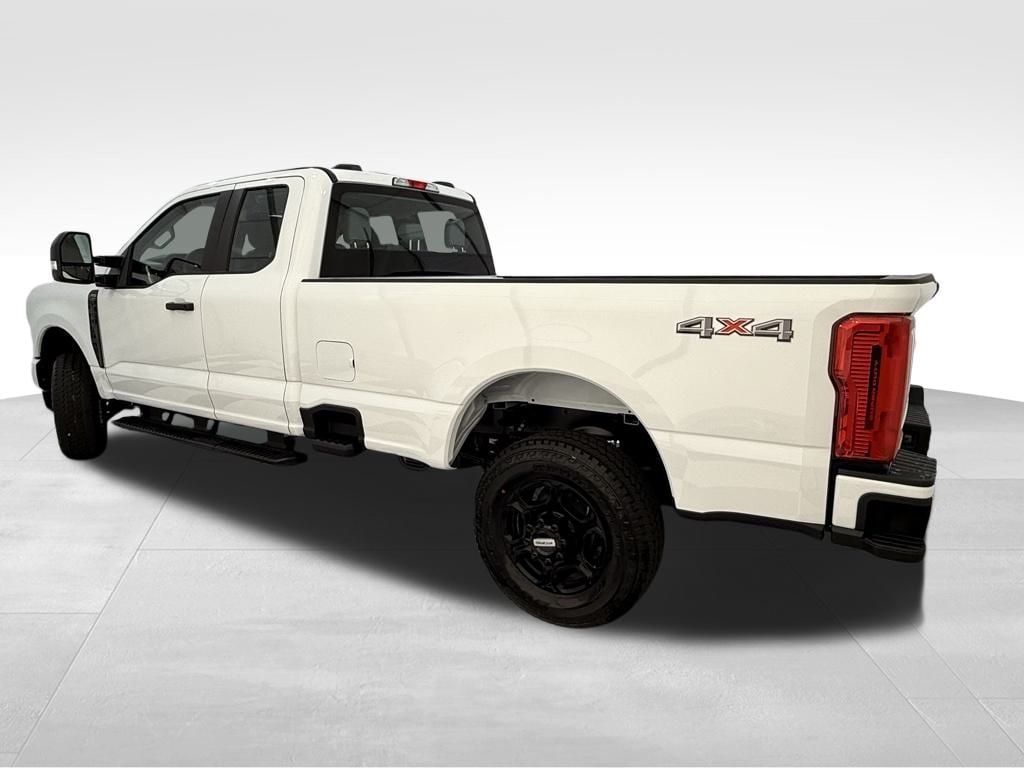 New 2026 Ford F-350 XL Truck Super Cab