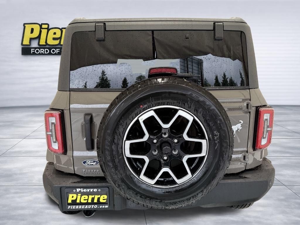 New 2026 Ford Bronco Outer Banks SUV