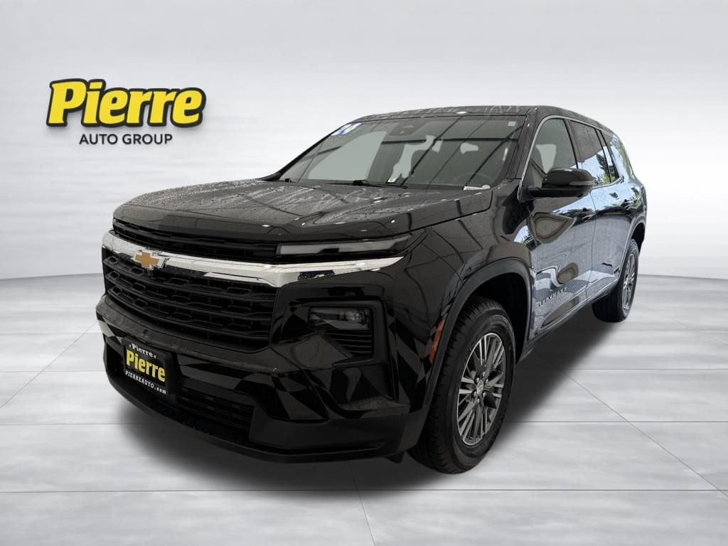 2024 Chevrolet Traverse FWD LS's photo