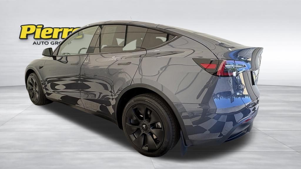 Used 2023 Tesla Model Y Long Range with VIN 7SAYGDEE6PA074626 for sale in Seattle, WA