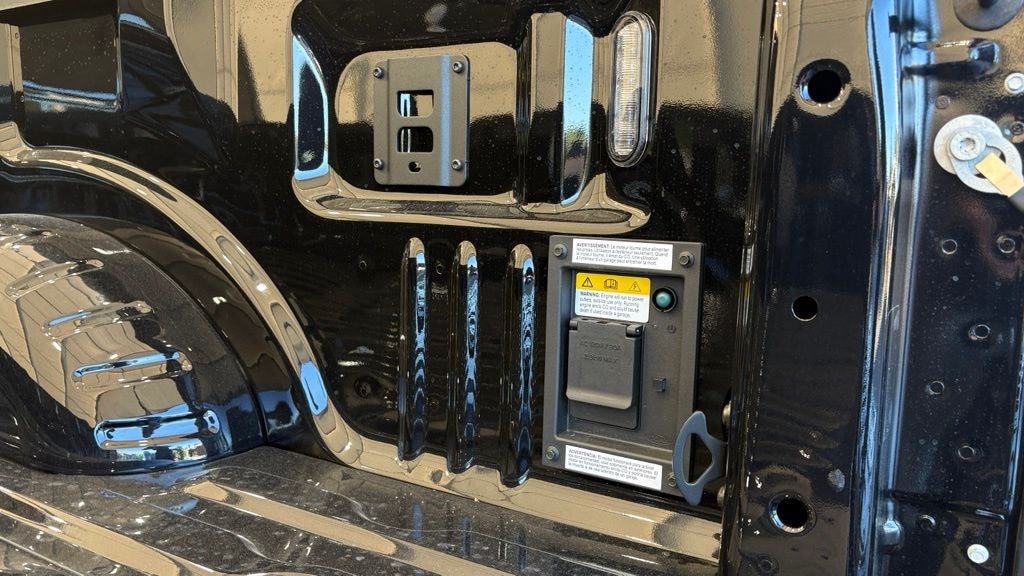 New 2026 Ford F-350 Platinum DRW Truck Crew Cab