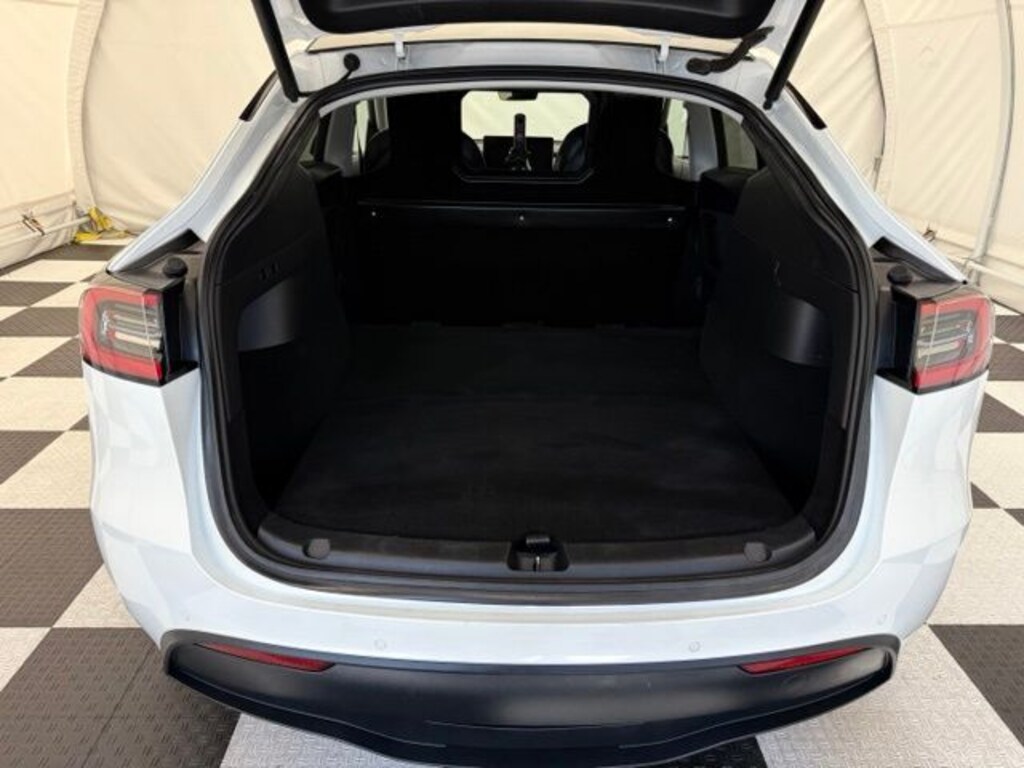 Used 2021 Tesla Model Y Long Range SUV