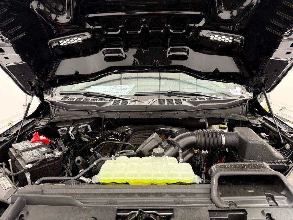 2025 Ford F-150 Lariat - Photo 10