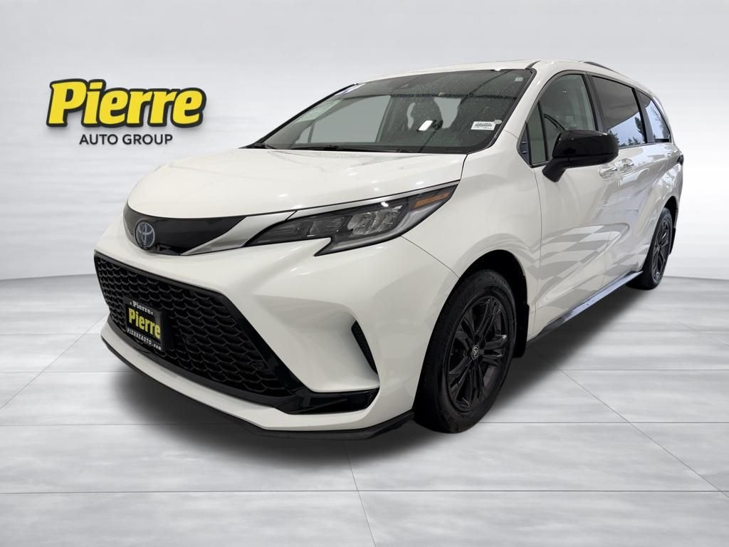 Used 2024 Toyota Sienna XSE 7 Passenger Van Passenger Van