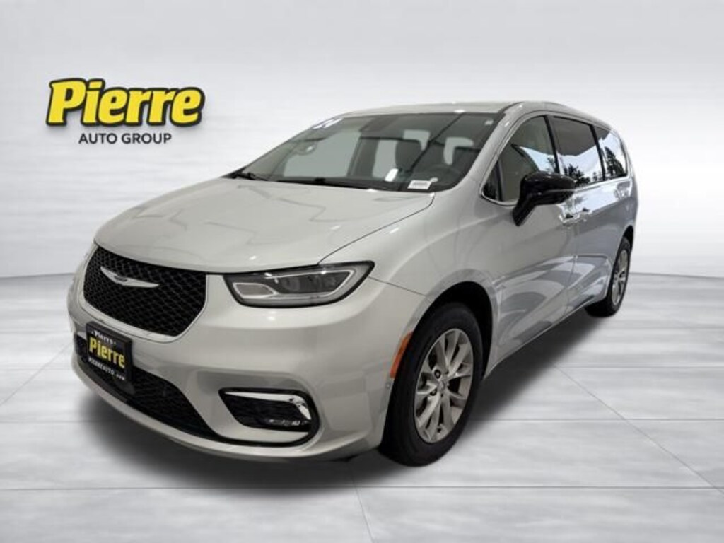 Used 2024 Chrysler Pacifica Touring L Van Passenger Van