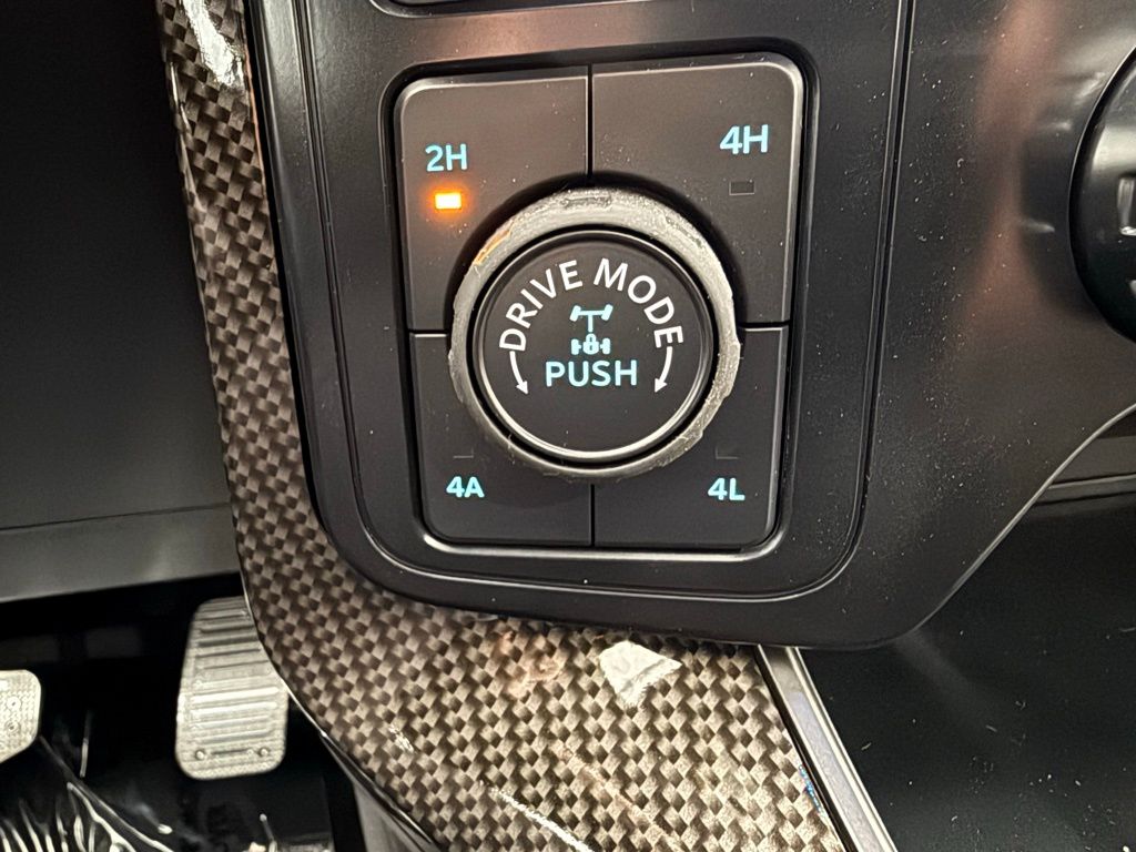 2025 Ford F-150 Lariat - Photo 34