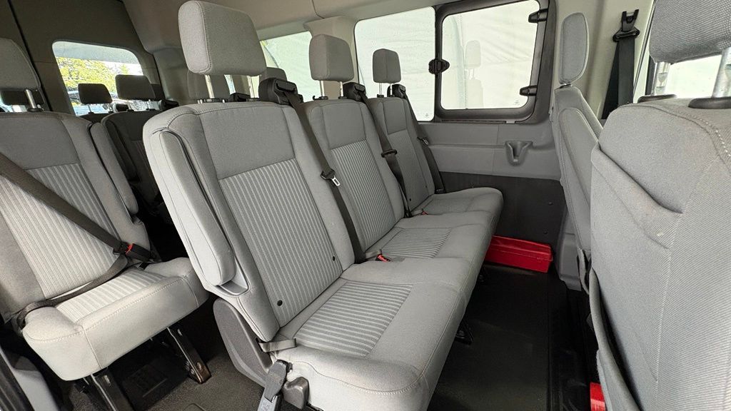 2019 Ford Transit Passenger Van XLT - Photo 23