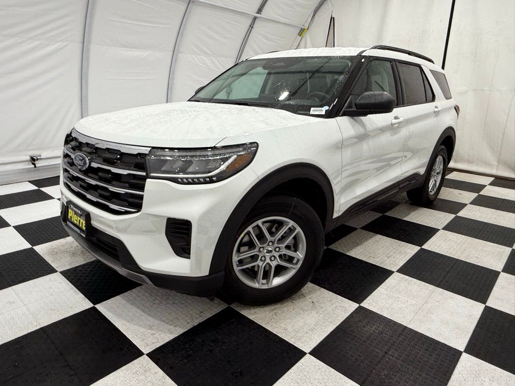 2026 Ford Explorer Active's photo