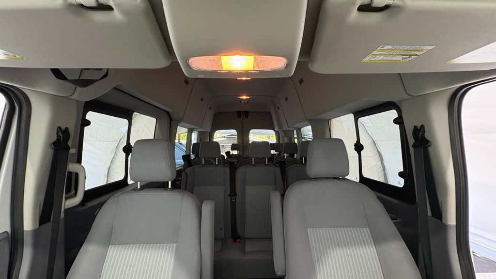 2019 Ford Transit Passenger Van XLT - Photo 28