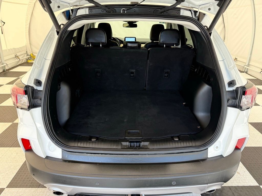 Used 2021 Ford Escape Hybrid Titanium SUV