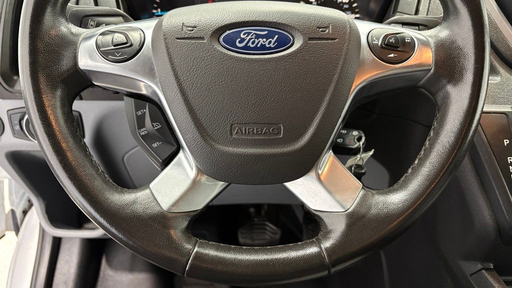 2019 Ford Transit Passenger Van XLT - Photo 31