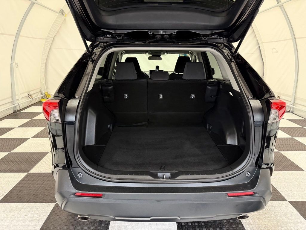 Used 2025 Toyota RAV4 XLE SUV