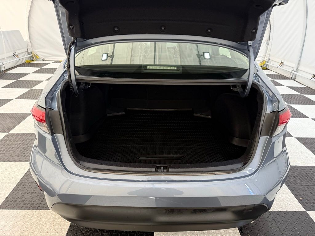 Used 2025 Toyota Corolla Hybrid XLE Sedan