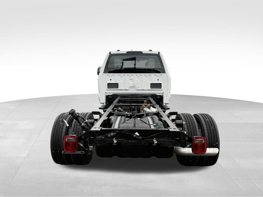 New 2026 Ford F-450 Chassis XL DRW Truck Super Cab