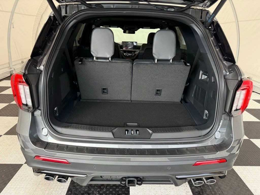 New 2026 Ford Explorer ST SUV