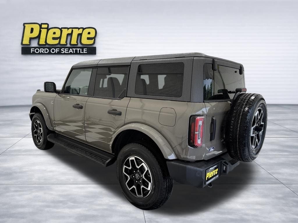 New 2026 Ford Bronco Outer Banks SUV