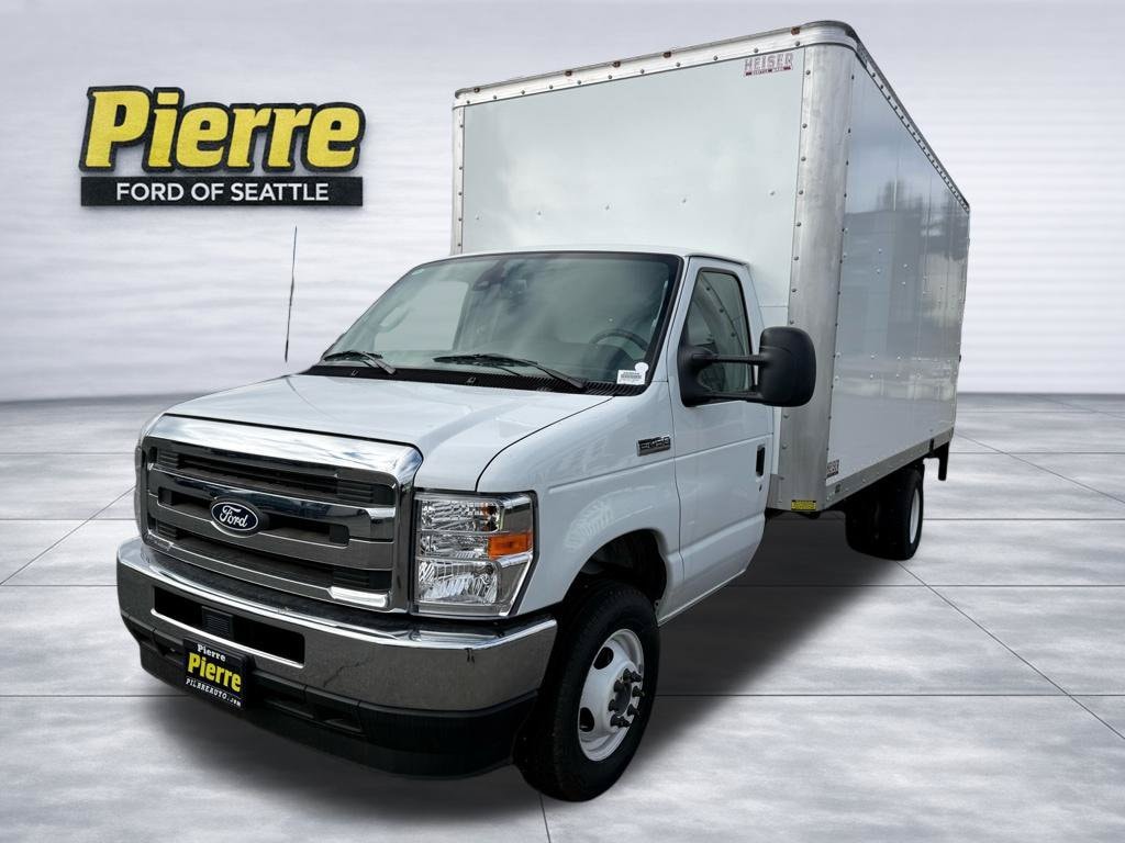 New 2026 Ford E-450 Cutaway Base 16ft Box Van Truck