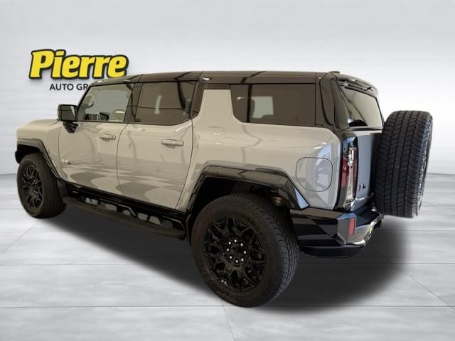 Used 2024 GMC HUMMER EV 2X with VIN 1GKB0NDEXRU109717 for sale in Seattle, WA