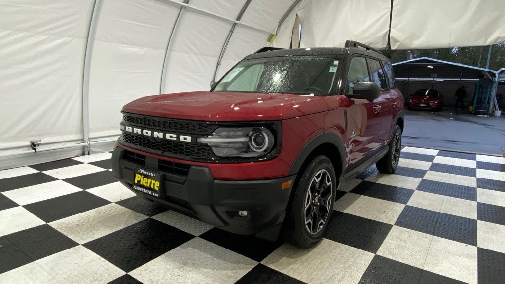 2025 Ford Bronco Sport Outer Banks's photo