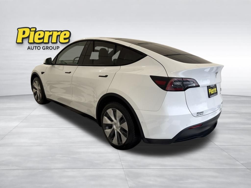 Used 2021 Tesla Model Y Long Range with VIN 5YJYGDEE9MF285525 for sale in Seattle, WA