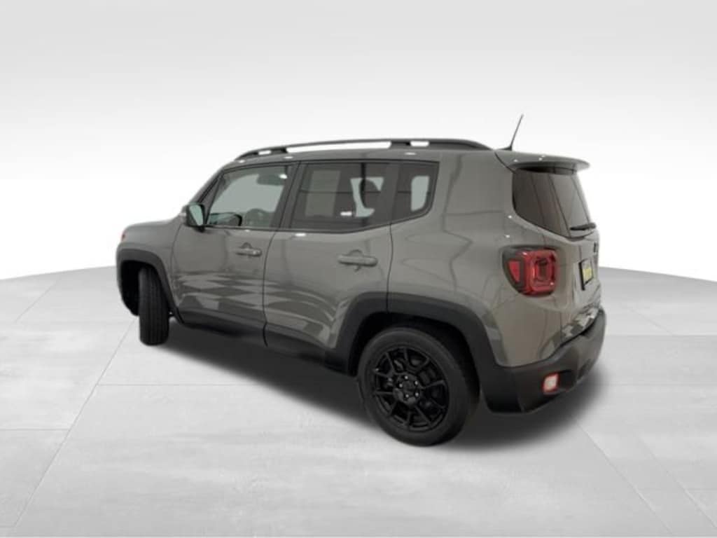 Used 2019 Jeep Renegade Latitude SUV