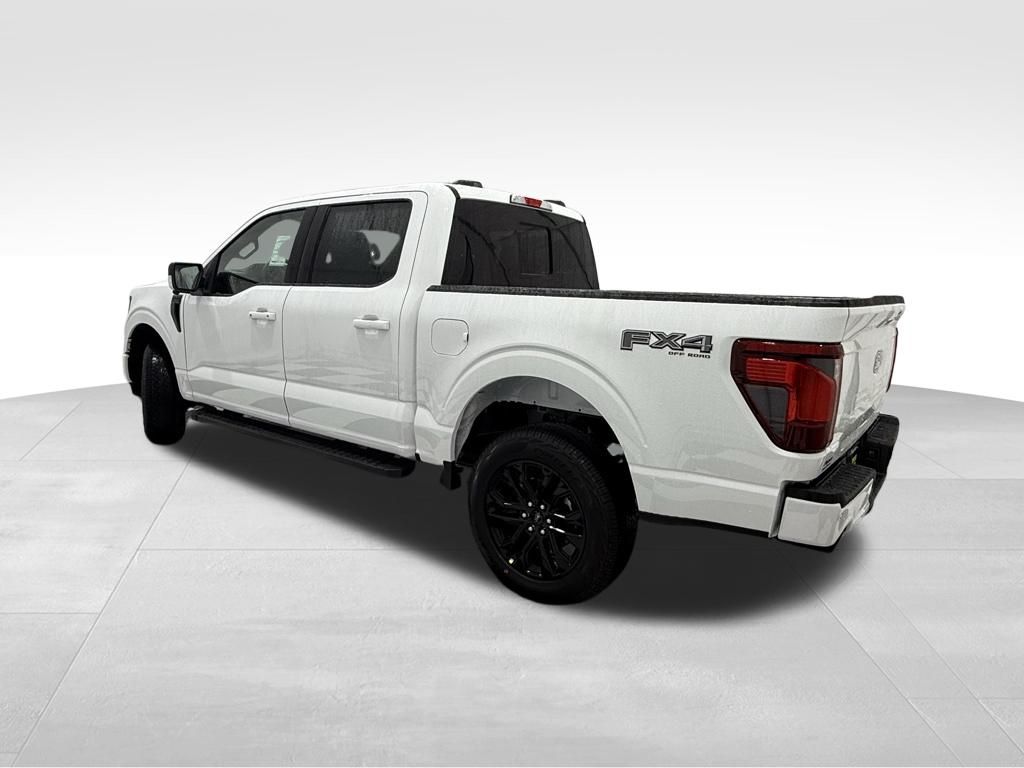 2025 Ford F-150 XLT photo 2