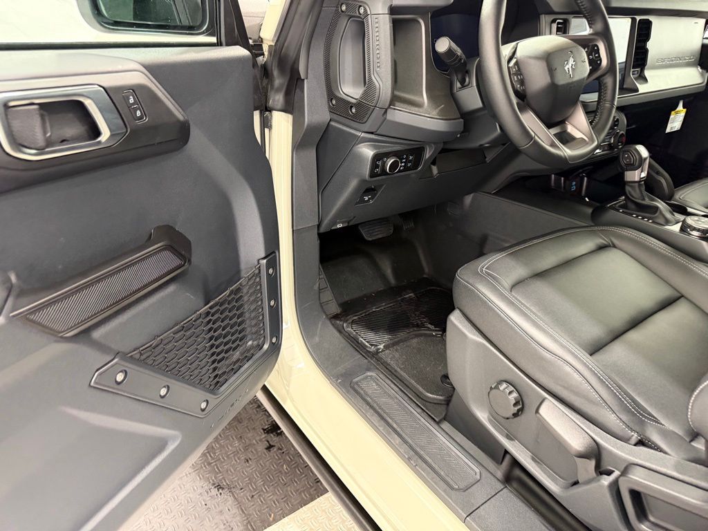 2025 Ford Bronco 4-Door Badlands - Photo 32