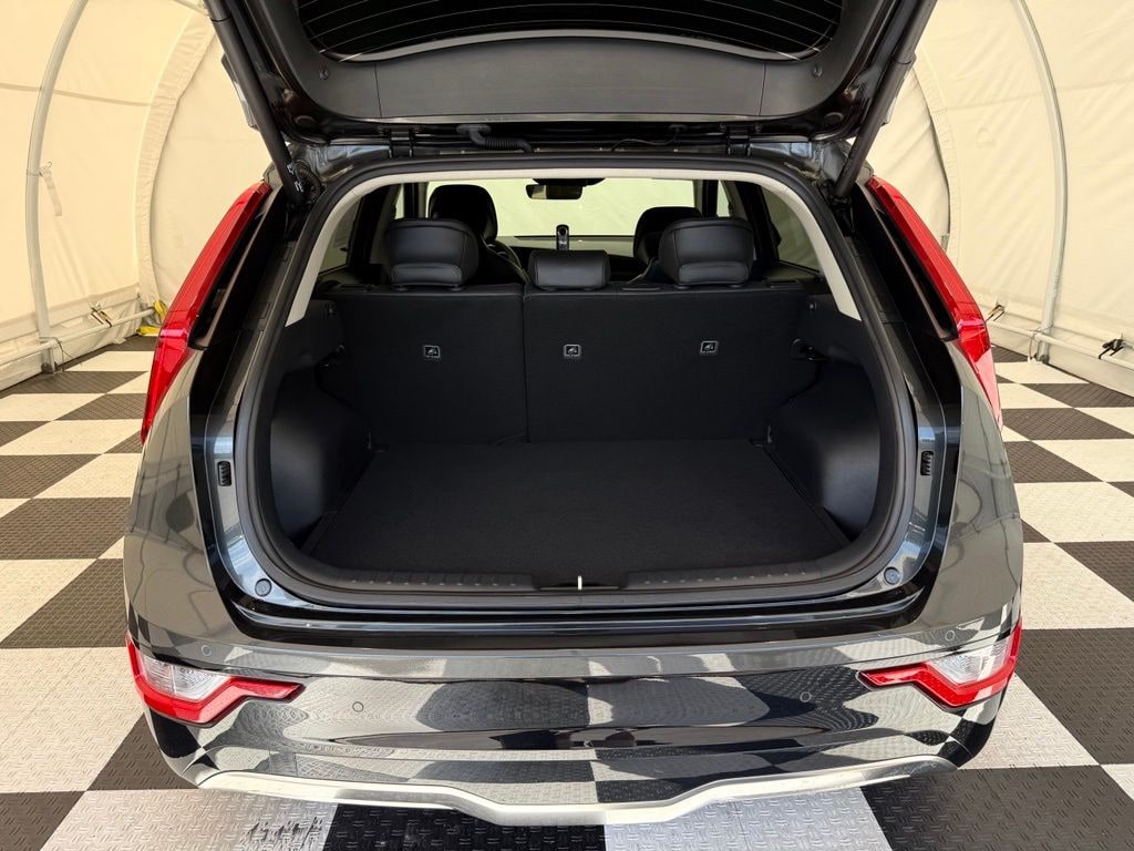 Used 2025 Kia Niro EV Wind SUV