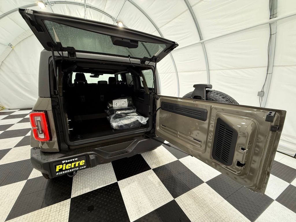 New 2025 Ford Bronco Outer Banks SUV