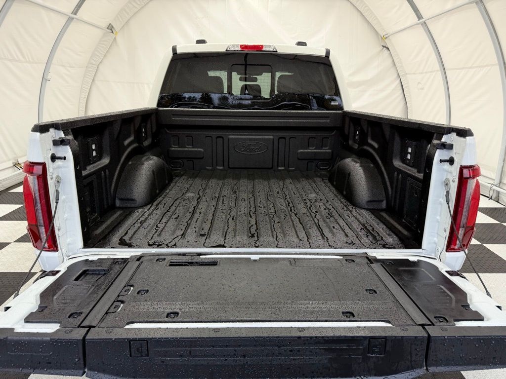 New 2025 Ford F-150 Lariat Truck SuperCrew Cab