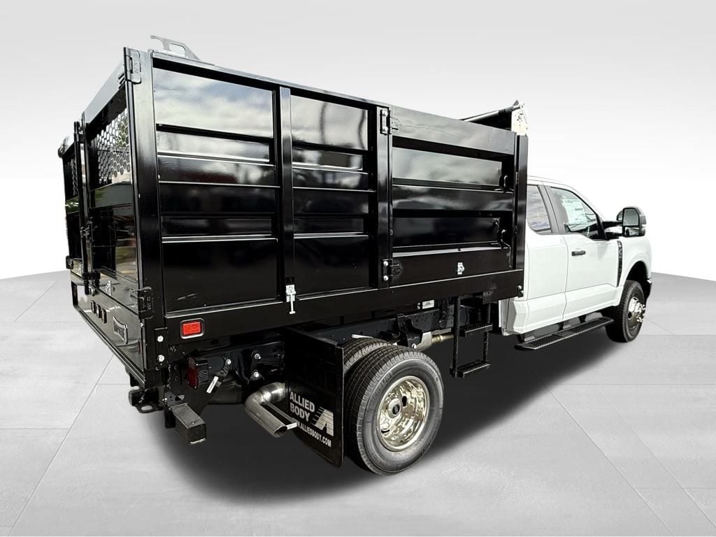 New 2024 Ford F-350 Chassis XL Truck Super Cab