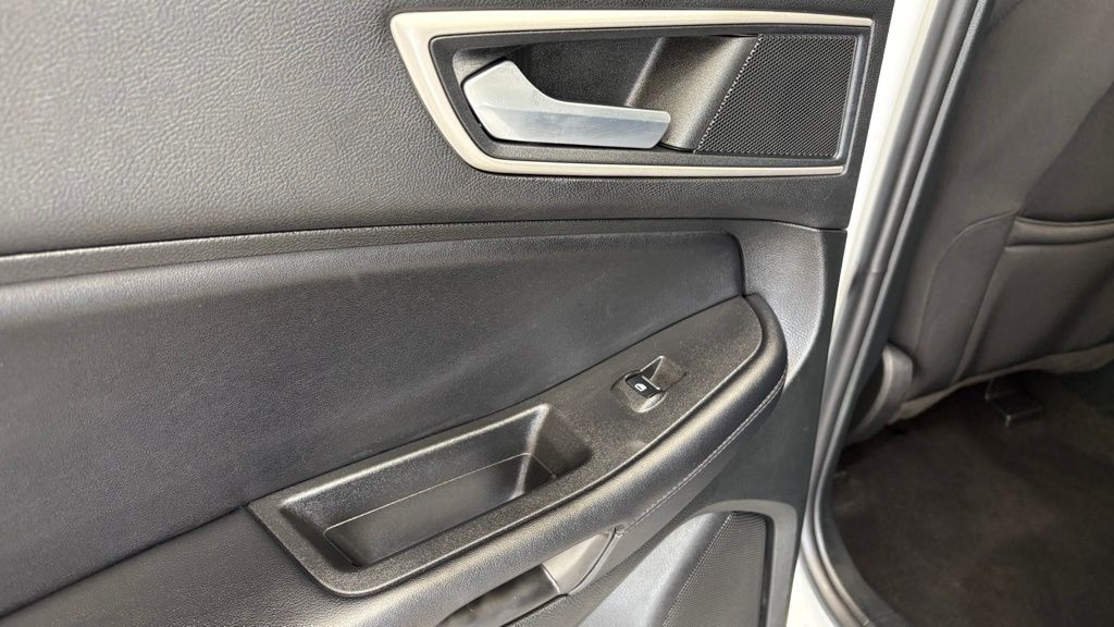 2023 Ford Edge SEL - Photo 20