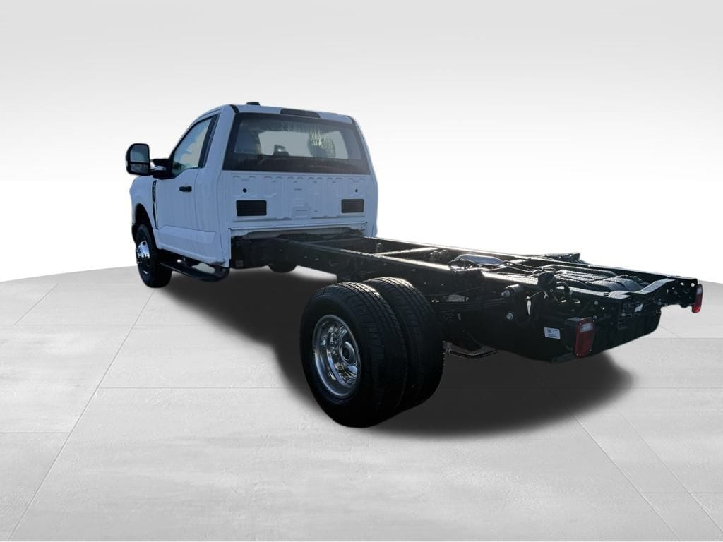 New 2026 Ford F-350 Chassis XL DRW Truck Regular Cab