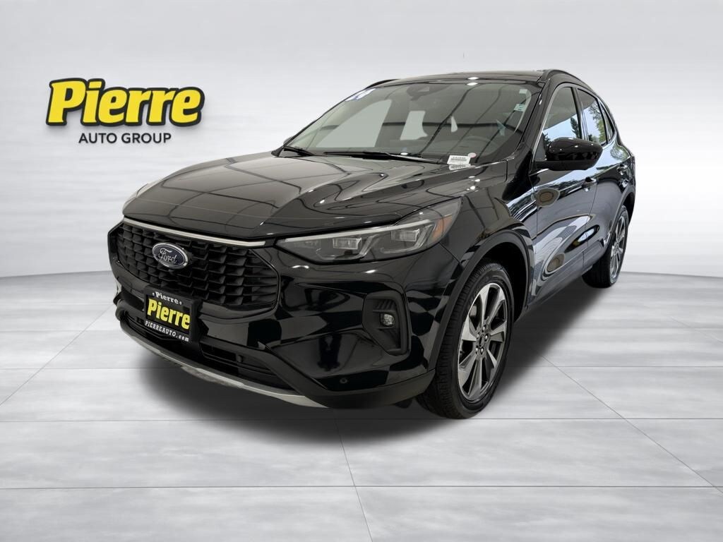 Used 2024 Ford Escape Platinum SUV